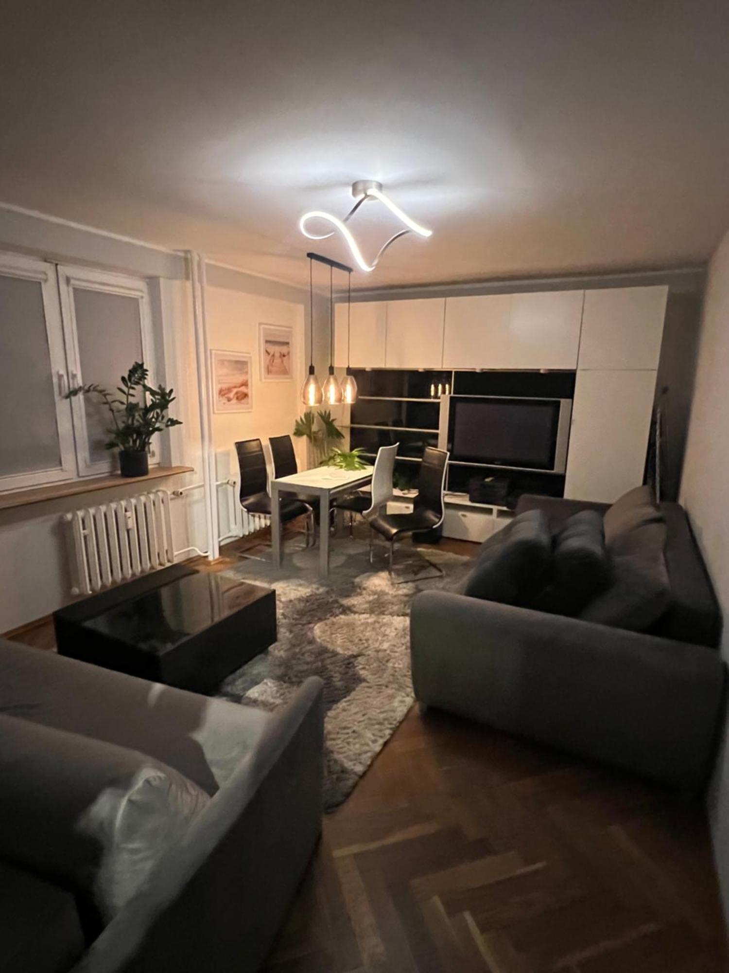 Uroczy Apartament - Sopot Buitenkant foto